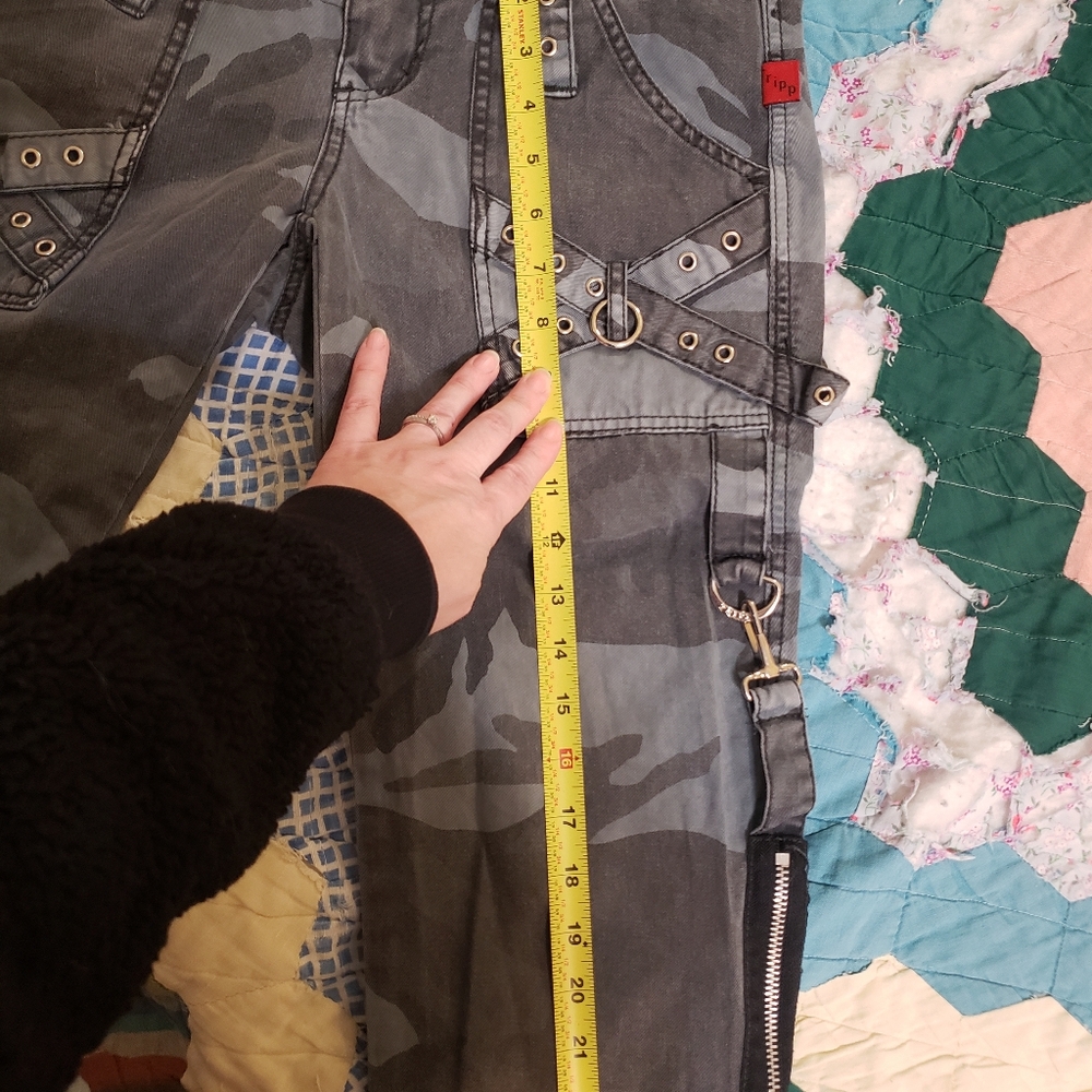 Camoflauge Gray Tripp NYC Knee Length Pants - Picture 5 of 7